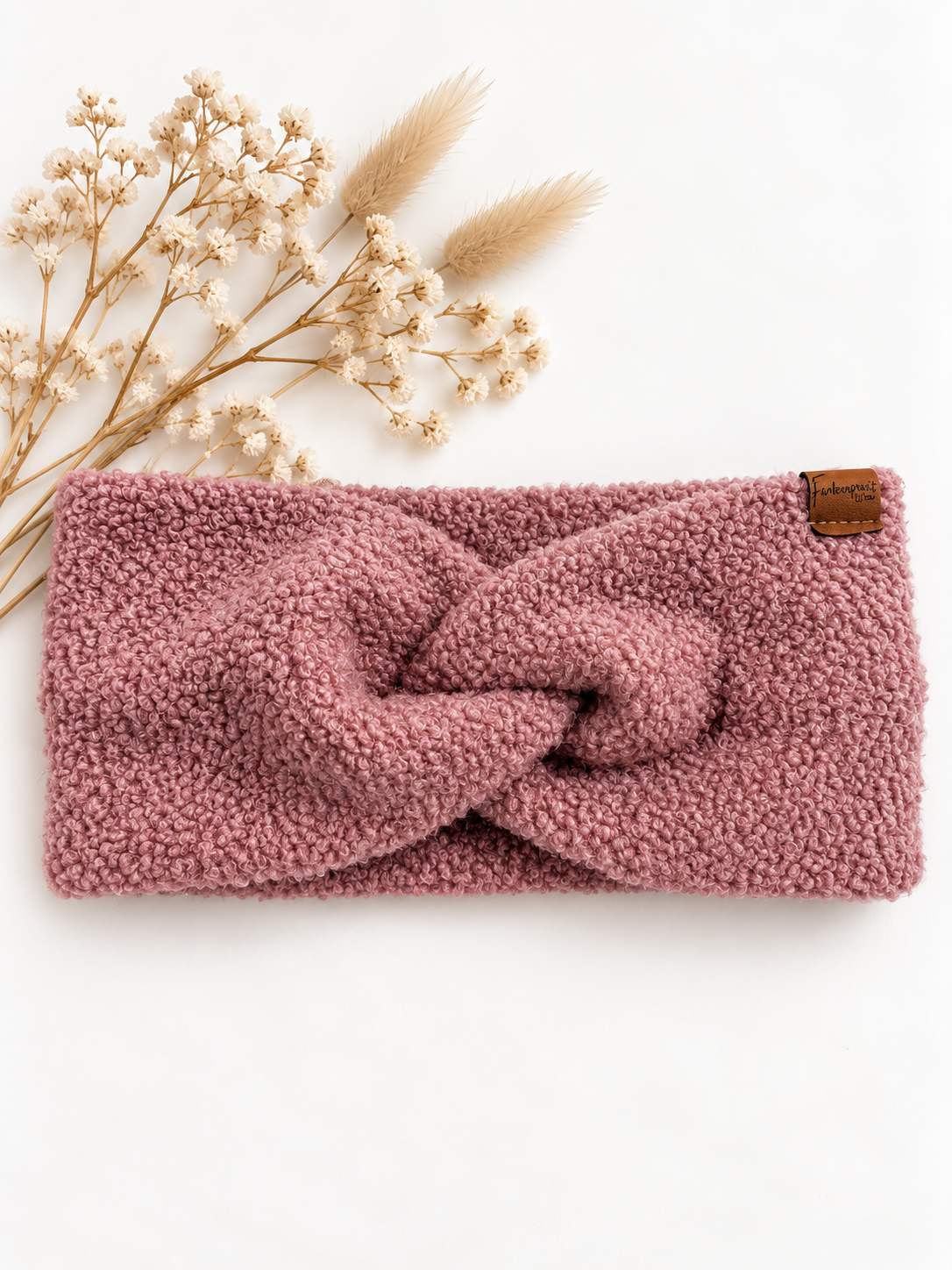 Breites Damen-Stirnband aus Bouclé, warm und rutschfest, in Größe 54-56cm, von Farbenprinz, zeigt das stilvolle Design und Textur