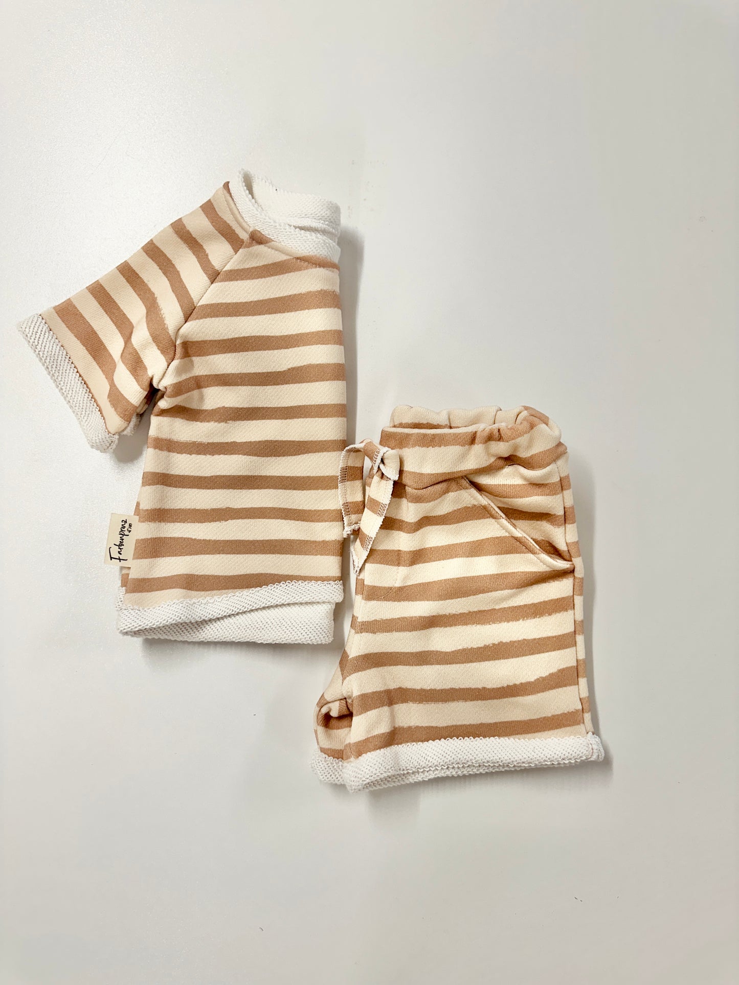 Set T-Shirt und kurze Hose, 92-104